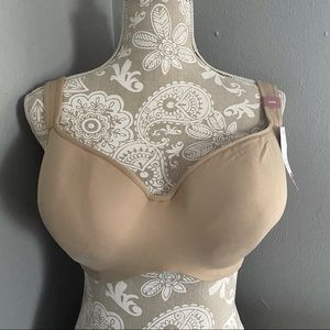 NWT Lane Bryant Cacique Lightly Lined Balconette Bra 40DD